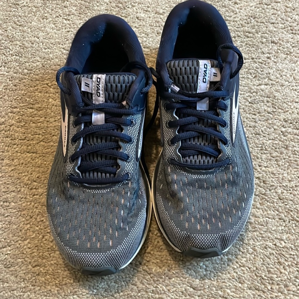 Brooks Dyad II running shoes, navy, women’s 7.5